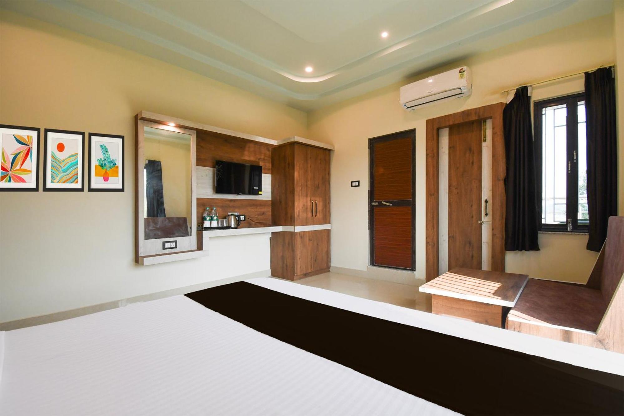 Hotel O Nilmadhab International 타라피트 외부 사진