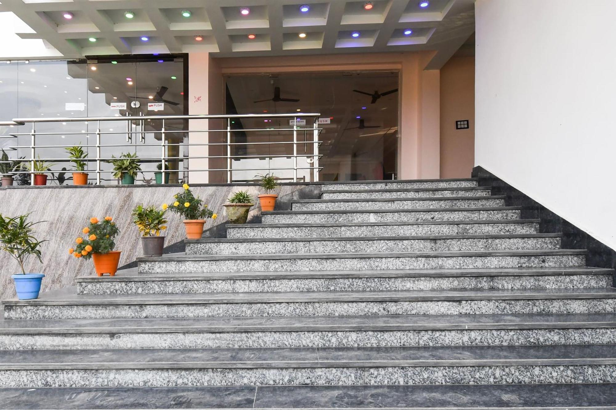 Hotel O Nilmadhab International 타라피트 외부 사진